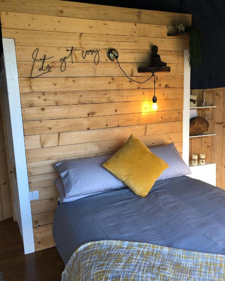 Hilltop Hideaway - Secluded Pod With Private Hot Tub Newry Eksteriør bilde